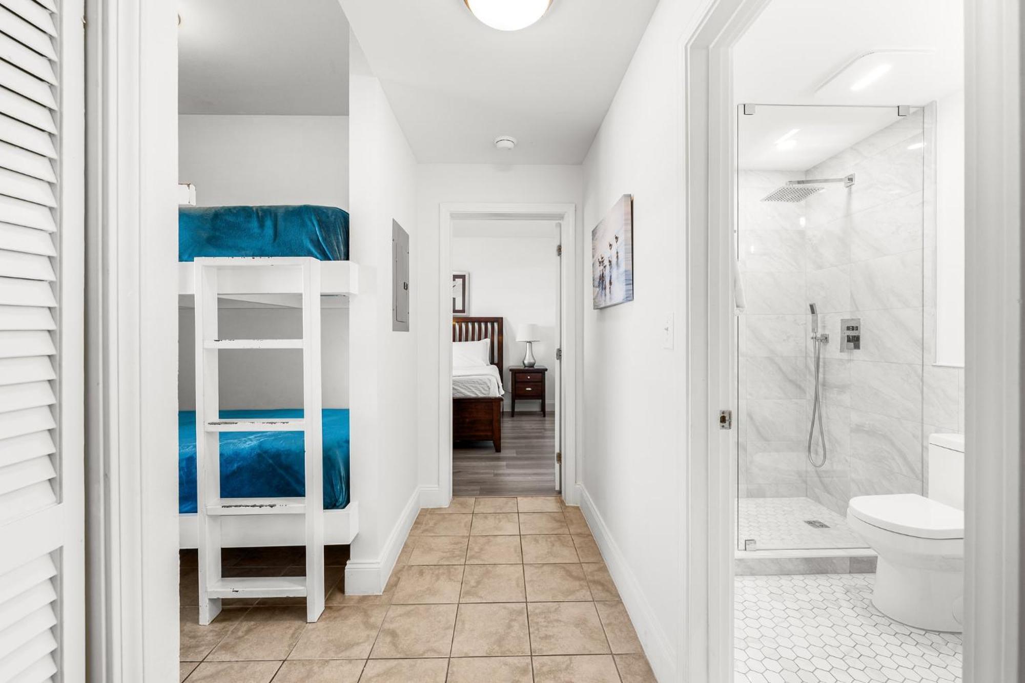 Amazing Beach Ocean View Condo! Free Beach Chairsservice! Sleeps 8! By Dolce Vita Getaways Pcb Panama City Beach Exterior photo